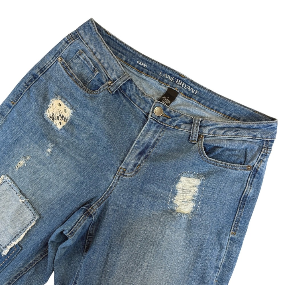 Lane Bryant Capri Jeans 16 Medium Wash Distressed Patchwork Lace Boho Denim